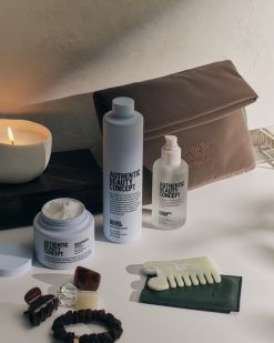 Alternative view of Authentic Beauty Concept Wellness csomag + ajándék jáde köves masszázsfésűvel és táskával